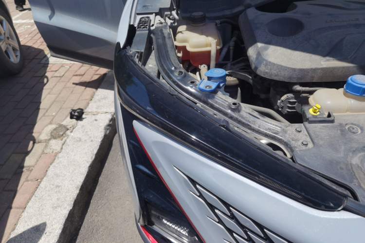 Used CHANGAN UNI-T 2020 1.5T Prestige Version Right Front Headlight