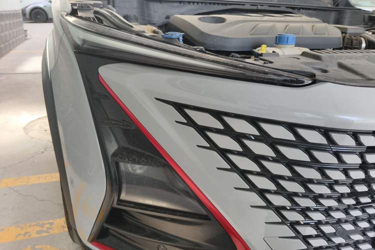 Used CHANGAN UNI-T 2020 1.5T Flagship Version Right Front Headlight