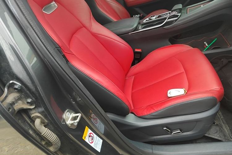 Used CHANGAN UNI-T 2020 1.5T Flagship Version Right Front Seat