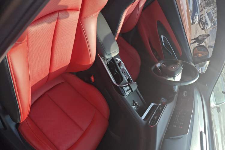 Used CHANGAN UNI-T 2020 1.5T Prestige Version Right Front Seat