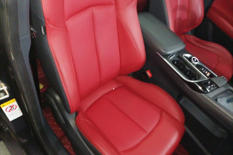 Used CHANGAN UNI-T 2020 1.5T Prestige Version Right Front Seat