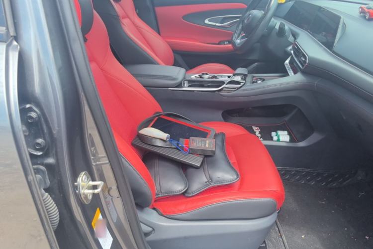 Used CHANGAN UNI-T 2020 1.5T Prestige Version Right Front Seat