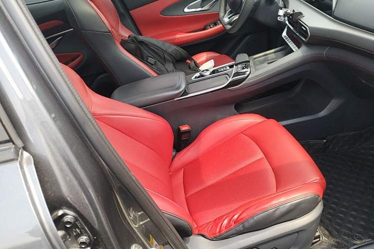 Used CHANGAN UNI-T 2020 1.5T Flagship Version Right Front Seat