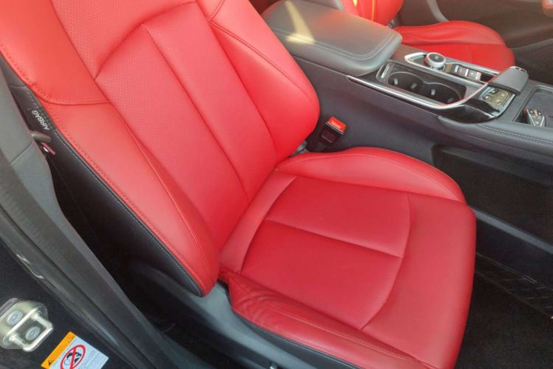 Used CHANGAN UNI-T 2020 1.5T Flagship Version Right Front Seat