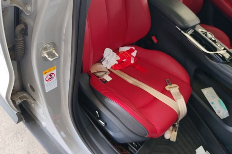Used CHANGAN UNI-T 2020 1.5T Flagship Version Right Front Seat