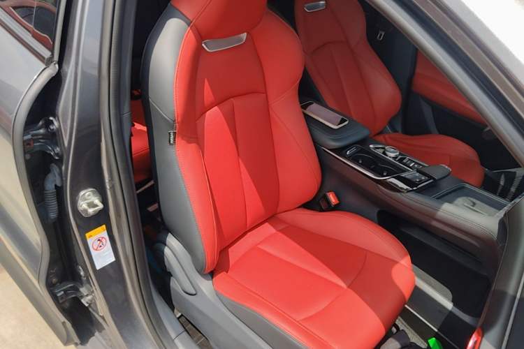 Used CHANGAN UNI-T 2020 1.5T Prestige Version Right Front Seat