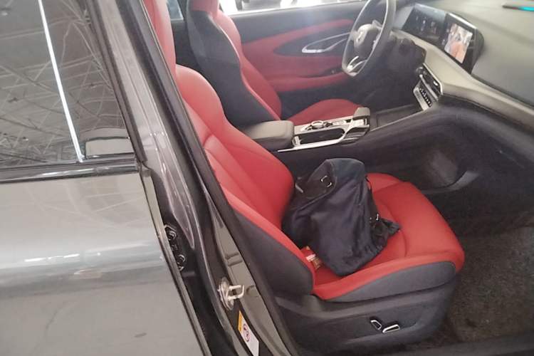 Used CHANGAN UNI-T 2020 1.5T Flagship Version Right Front Seat
