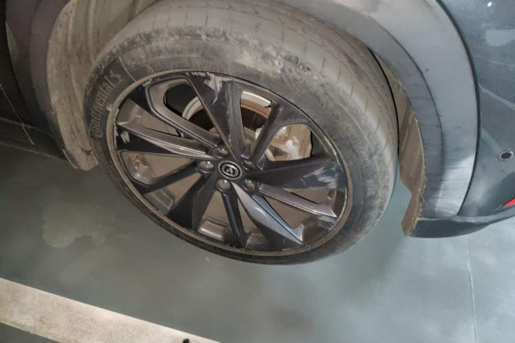 Used CHANGAN UNI-T 2020 1.5T Flagship Version Right Front Wheel Hub