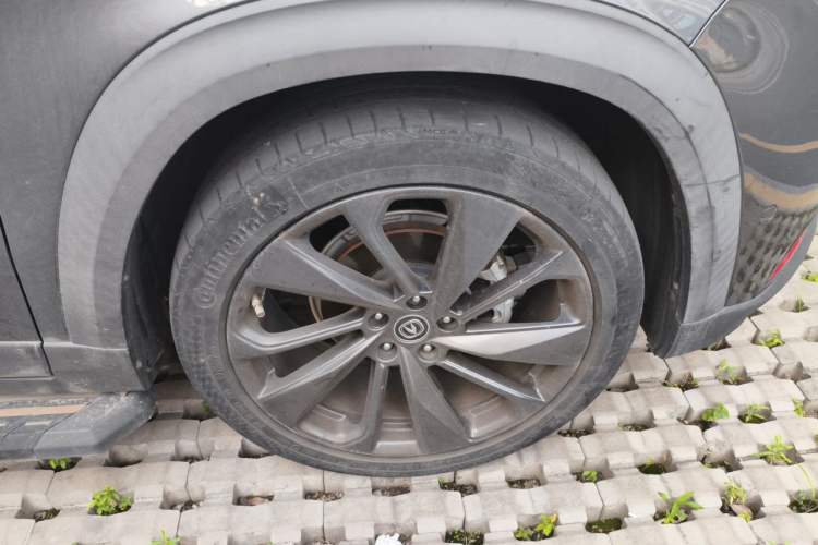 Used CHANGAN UNI-T 2020 1.5T Flagship Version Right Front Wheel Hub