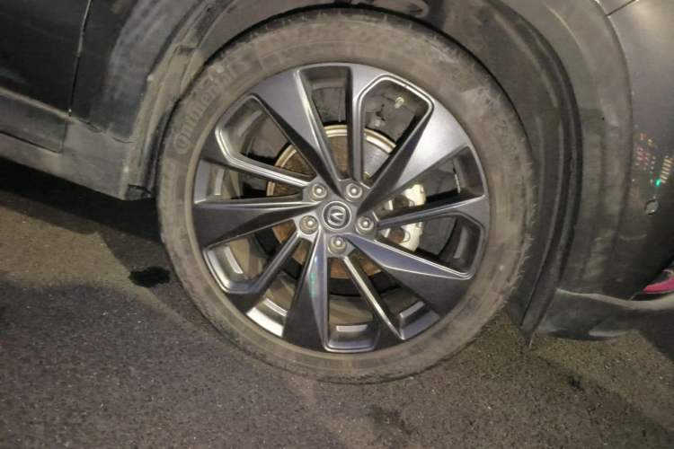 Used CHANGAN UNI-T 2020 1.5T Flagship Version Right Front Wheel Hub