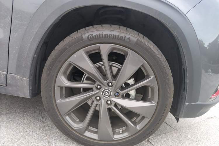 Used CHANGAN UNI-T 2020 1.5T Flagship Version Right Front Wheel Hub