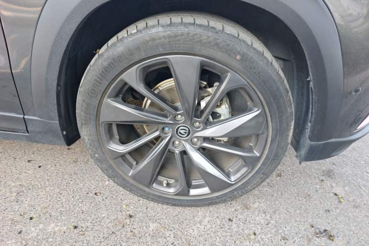 Used CHANGAN UNI-T 2020 1.5T Flagship Version Right Front Wheel Hub