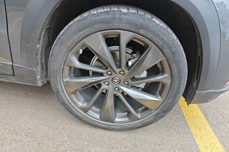 Used CHANGAN UNI-T 2020 1.5T Prestige Version Right Front Wheel Hub