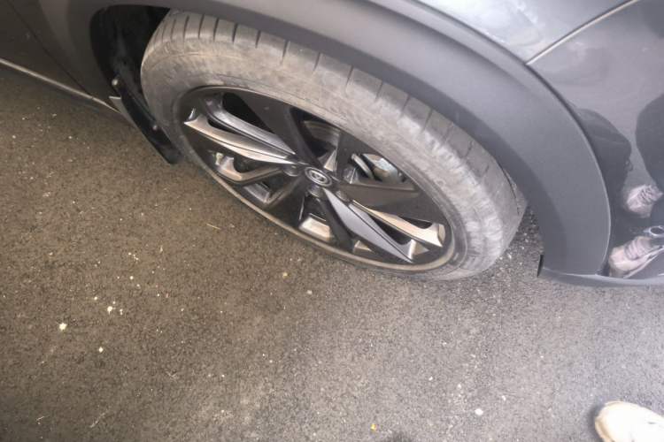 Used CHANGAN UNI-T 2020 1.5T Flagship Version Right Front Wheel Hub