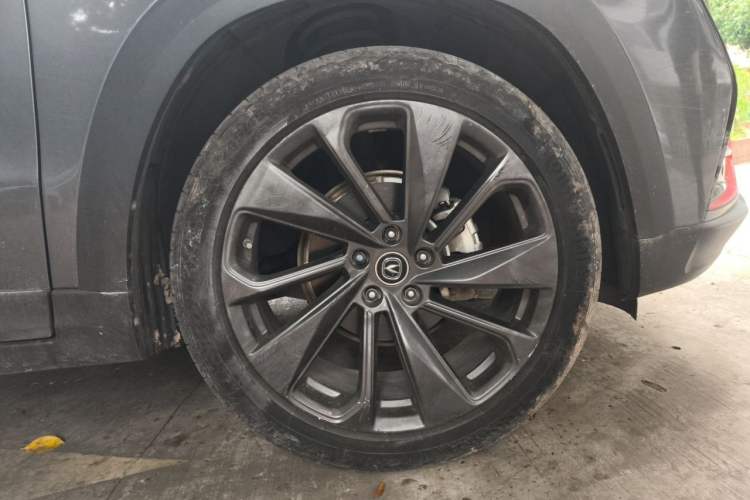 Used CHANGAN UNI-T 2020 1.5T Prestige Version Right Front Wheel Hub