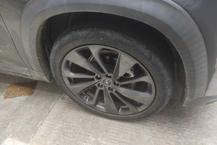 Used CHANGAN UNI-T 2020 1.5T Flagship Version Right Front Wheel Hub