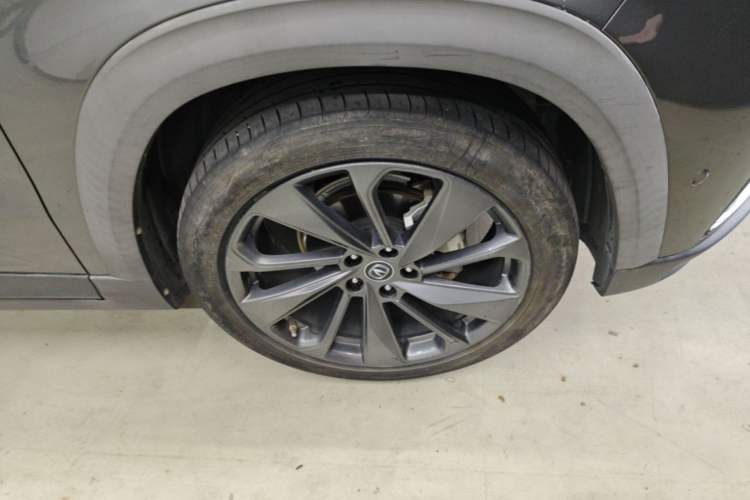 Used CHANGAN UNI-T 2020 1.5T Flagship Version Right Front Wheel Hub