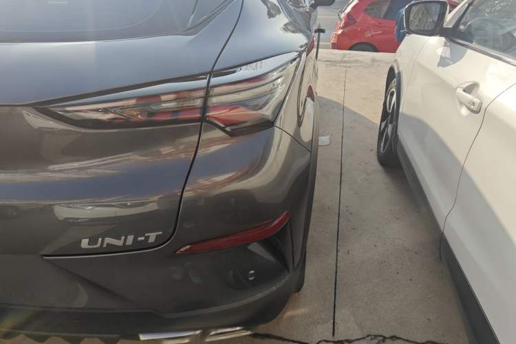 Used CHANGAN UNI-T 2020 1.5T Prestige Version Right Rear Taillight