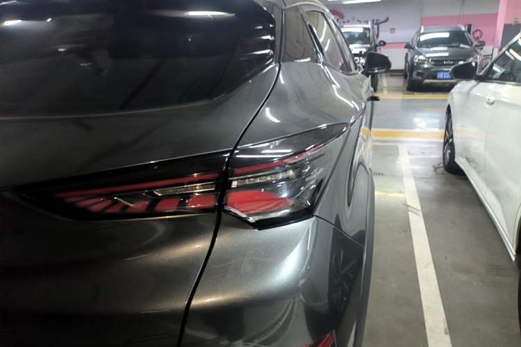 Used CHANGAN UNI-T 2020 1.5T Prestige Version Right Rear Taillight