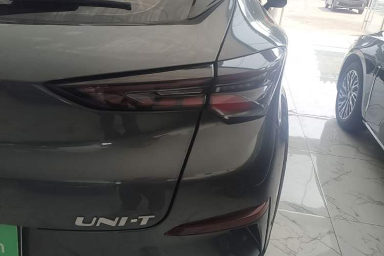 Used CHANGAN UNI-T 2020 1.5T Flagship Version Right Rear Taillight