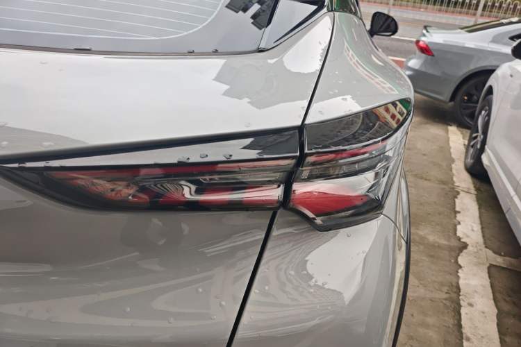 Used CHANGAN UNI-T 2020 1.5T Prestige Version Right Rear Taillight