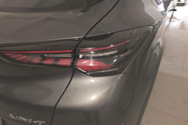 Used CHANGAN UNI-T 2020 1.5T Prestige Version Right Rear Taillight