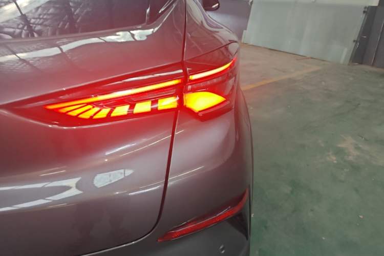 Used CHANGAN UNI-T 2020 1.5T Prestige Version Right Rear Taillight