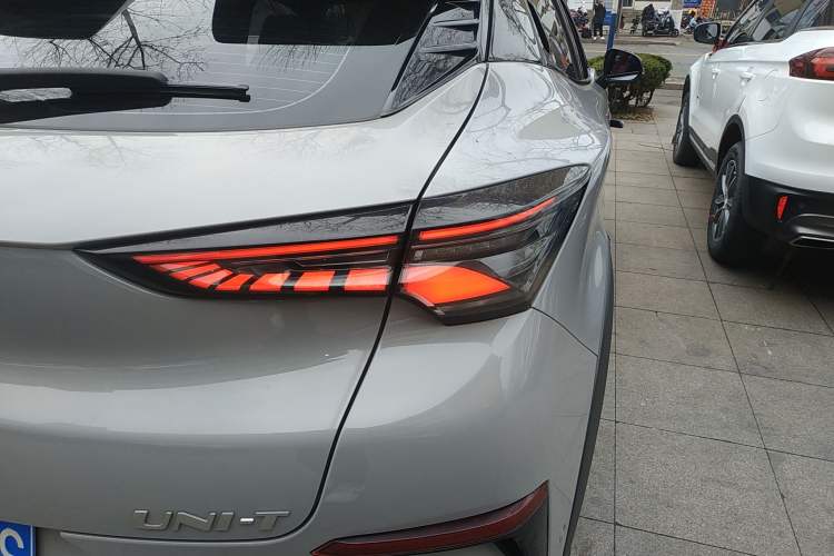 Used CHANGAN UNI-T 2020 1.5T Flagship Version Right Rear Taillight