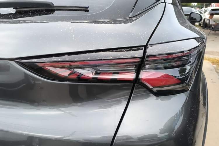 Used CHANGAN UNI-T 2020 1.5T Flagship Version Right Rear Taillight