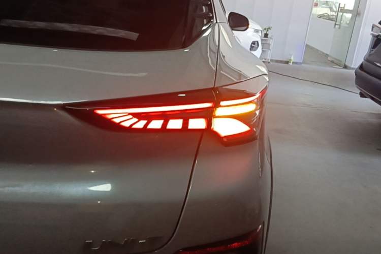 Used CHANGAN UNI-T 2020 1.5T Prestige Version Right Rear Taillight