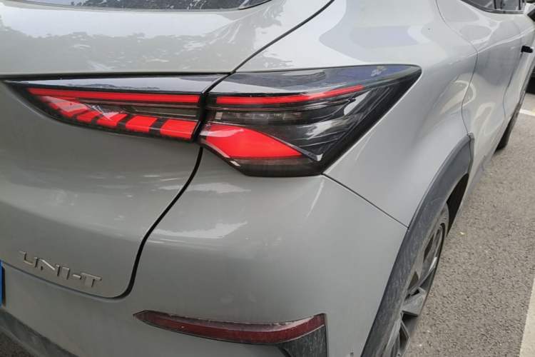 Used CHANGAN UNI-T 2020 1.5T Flagship Version Right Rear Taillight