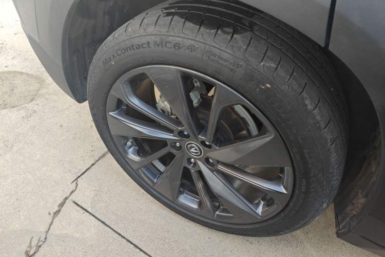 Used CHANGAN UNI-T 2020 1.5T Prestige Version Right Rear Wheel Hub