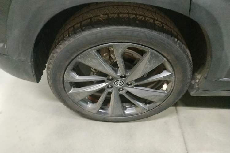 Used CHANGAN UNI-T 2020 1.5T Flagship Version Right Rear Wheel Hub