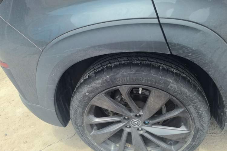 Used CHANGAN UNI-T 2020 1.5T Prestige Version Right Rear Wheel Hub