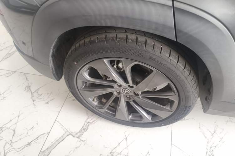 Used CHANGAN UNI-T 2020 1.5T Flagship Version Right Rear Wheel Hub