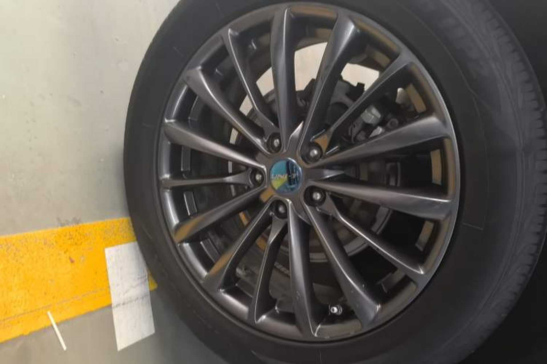 Used CHANGAN UNI-T 2020 1.5T Luxury Model Right Rear Wheel Hub