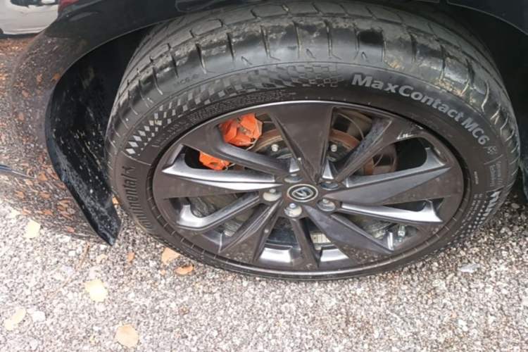 Used CHANGAN UNI-T 2020 1.5T Prestige Version Right Rear Wheel Hub