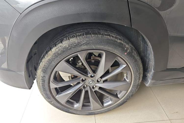 Used CHANGAN UNI-T 2020 1.5T Flagship Version Right Rear Wheel Hub