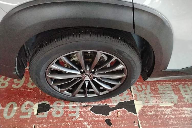 Used CHANGAN UNI-T 2020 1.5T Luxury Model Right Rear Wheel Hub