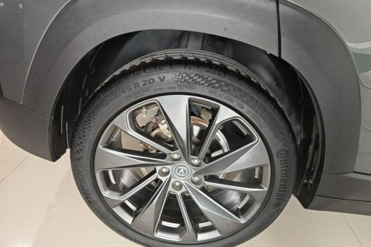 Used CHANGAN UNI-T 2020 1.5T Prestige Version Right Rear Wheel Hub