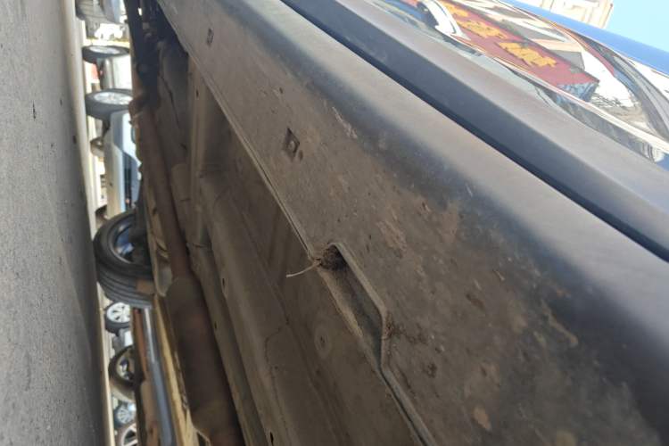Used CHANGAN UNI-T 2020 1.5T Prestige Version Right Side Sill