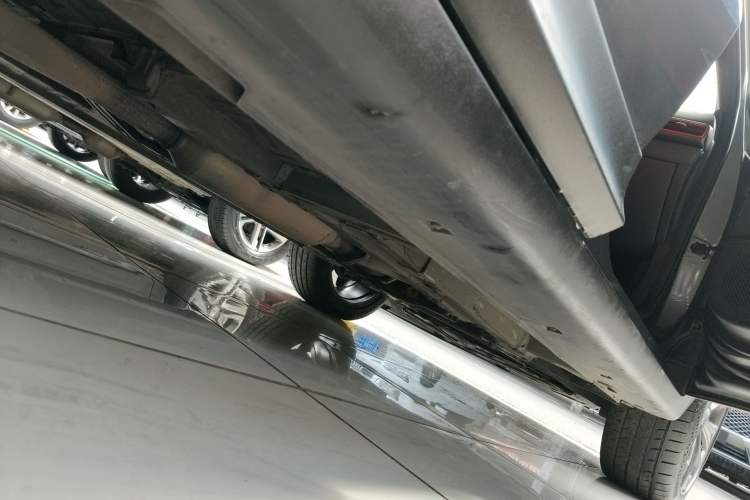 Used CHANGAN UNI-T 2020 1.5T Flagship Version Right Side Sill