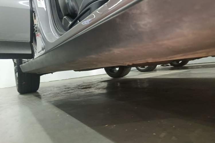 Used CHANGAN UNI-T 2020 1.5T Flagship Version Right Side Sill