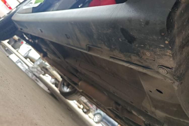 Used CHANGAN UNI-T 2020 1.5T Flagship Version Right Side Sill