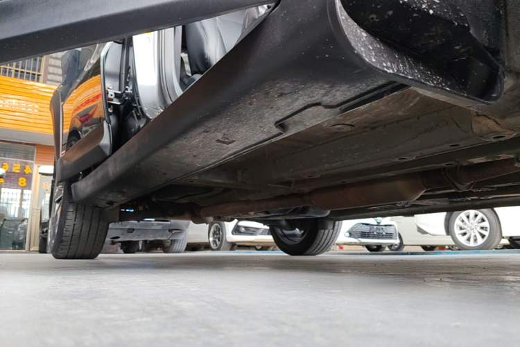 Used CHANGAN UNI-T 2020 1.5T Flagship Version Right Side Sill