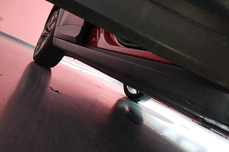 Used CHANGAN UNI-T 2020 1.5T Prestige Version Right Side Sill
