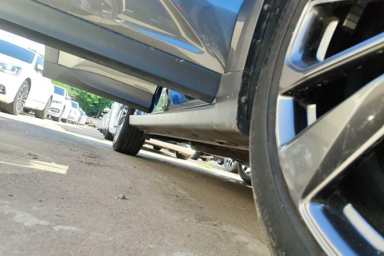 Used CHANGAN UNI-T 2020 1.5T Flagship Version Right Side Sill