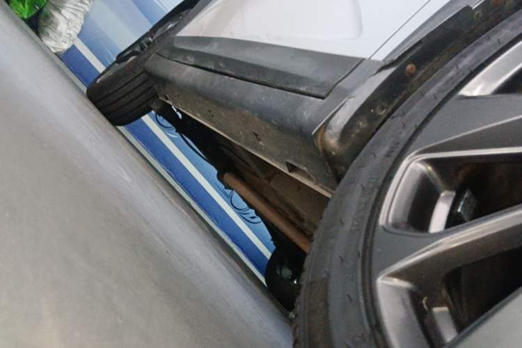 Used CHANGAN UNI-T 2020 1.5T Prestige Version Right Side Sill