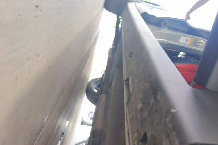 Used CHANGAN UNI-T 2020 1.5T Flagship Version Right Side Sill