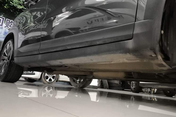 Used CHANGAN UNI-T 2020 1.5T Prestige Version Right Side Sill